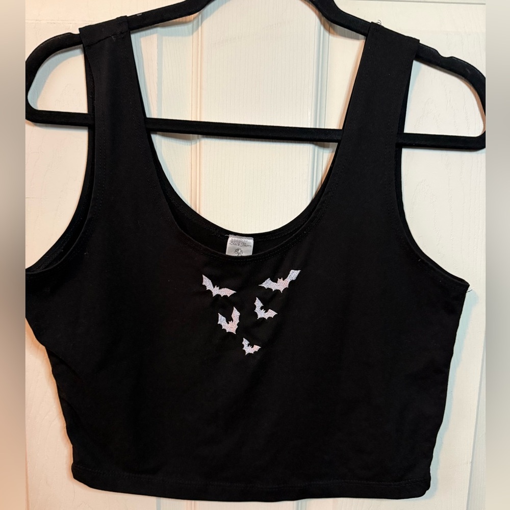 Black Thorn Black Crop Top Tank Embroidered Bat Design Medium